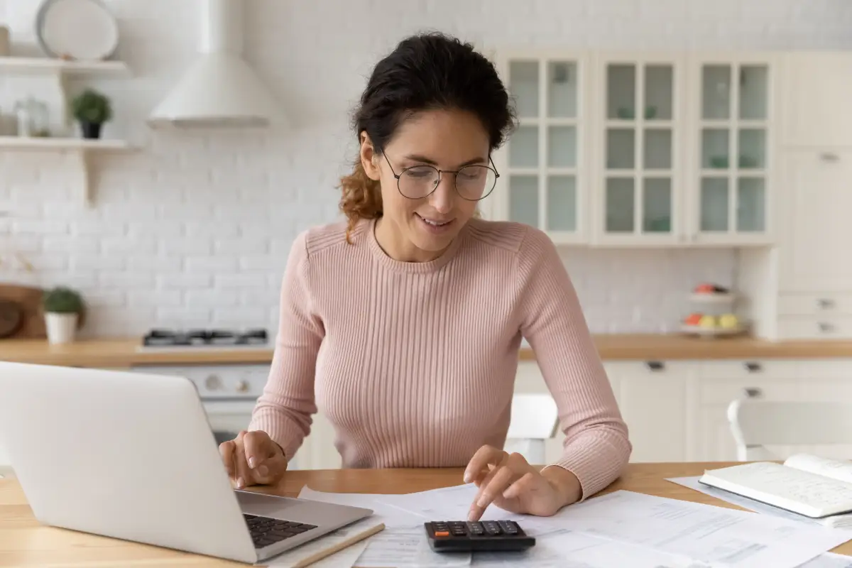 Estrategias inteligentes para gestionar la deuda?>